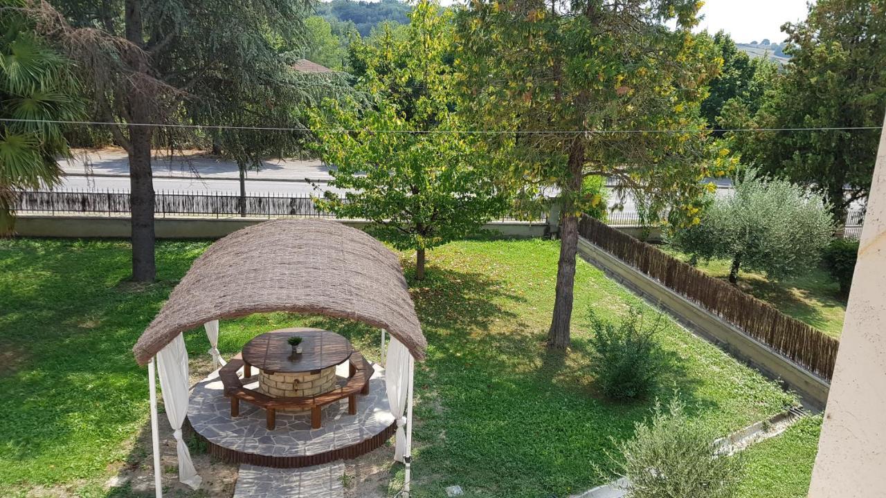 Val D'Orcia Deluxe 2, Raffinata Casa Immersa Nel Verde Con Wifi, Giardino E Parcheggio مونتالشينو المظهر الخارجي الصورة